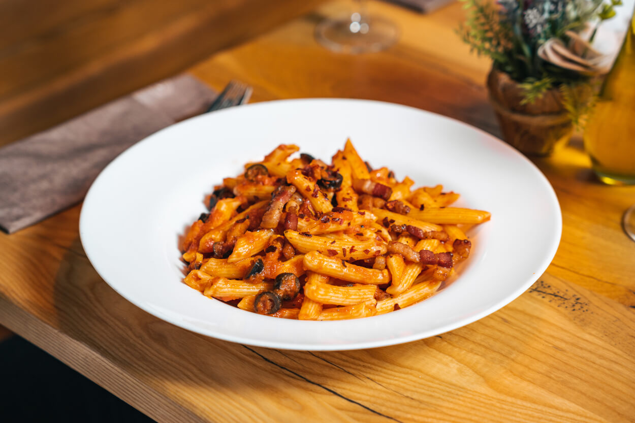 Caruso - Penne Amatriciana